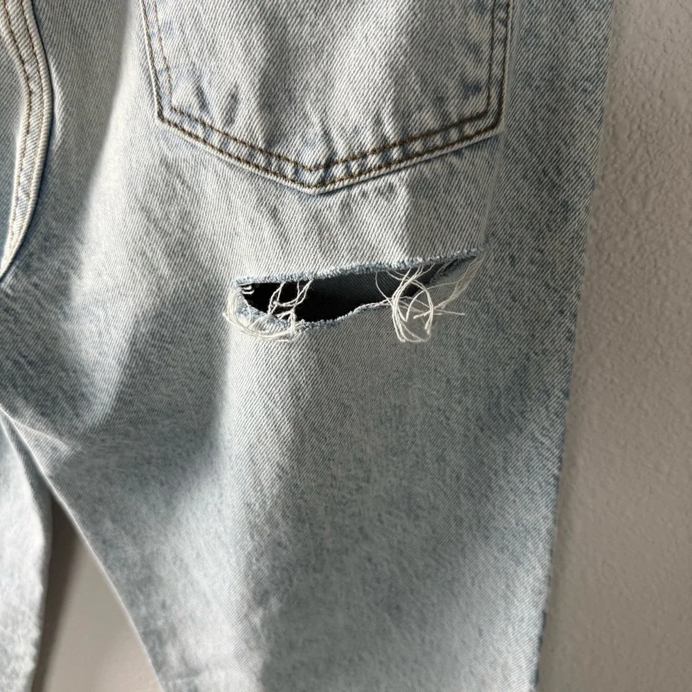 New REVICE Denim Ex-Boyfriend Jeans Player One Denim Distressed Women’s Size 28